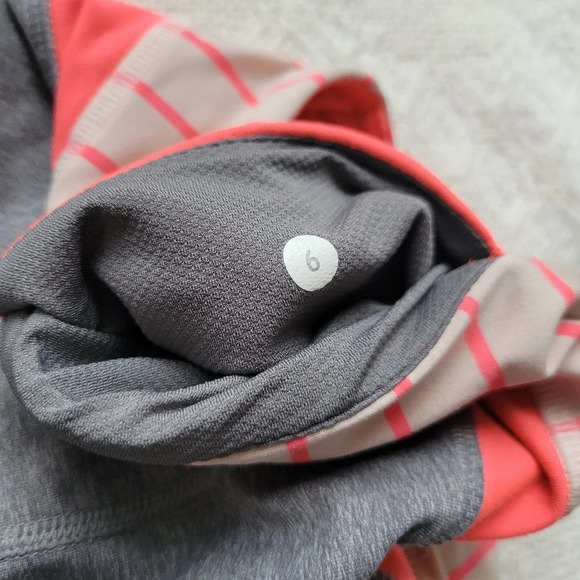 Lululemon Inspire Tight II (Mesh)- In Grey/ Butter Pink - Picture 9 of 14